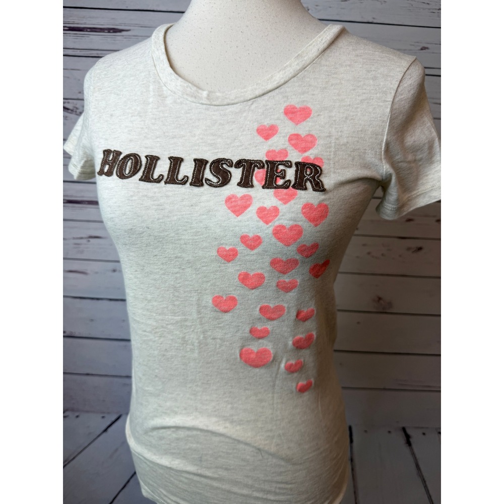Hollister Tee‎ Shirt Large Raised Spell Out T-Shirt Hearts Logo HoLe Womens 90s
